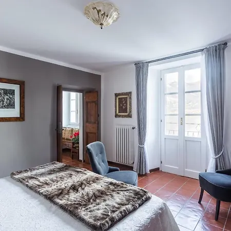 Italian Apartament *